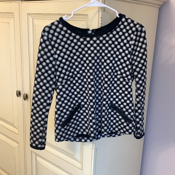 Sweater - Picture 1 of 2